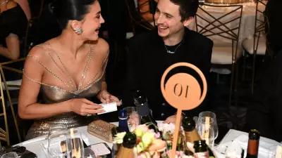 Leitura labial revela conversa tensa entre Kylie Jenner e Timothée Chalamet no Globo de Ouro