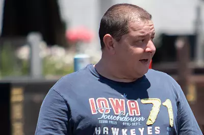 Oposição pede tornozeleira eletrônica e apreensão de passaporte para Lulinha no STF