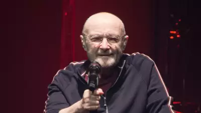 Phil Collins revela batalha com saúde e cuidados constantes em entrevista