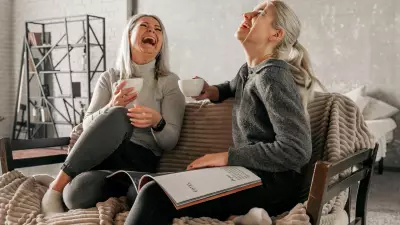 Rir é remédio: 5 benefícios comprovados para corpo e mente