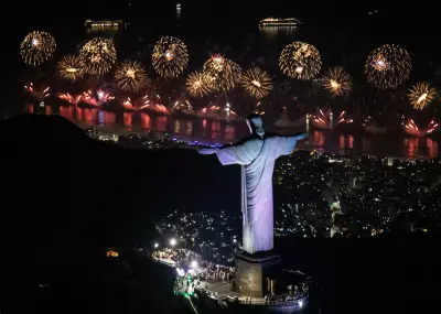 Réveillon do Rio bate recorde com 5,1 milhões de pessoas e show de drones inédito