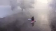 Aventura no Gelo: Grupo Pratica Stand-Up Paddle em Rio Congelado da Sibéria a -40°C