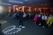 CEO da Vox2You destaca poder da comunicação em palestra sobre oratória