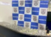 Dois adolescentes são apreendidos com drogas e equipamentos de tráfico em Barra Mansa