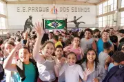 Escola de Cubatão vence prêmio de melhor do mundo e inspira rede estadual