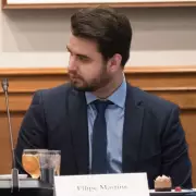 Ex-assessor de Bolsonaro, Filipe Martins, é preso por descumprir medidas cautelares