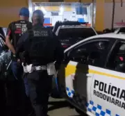 Homem é preso com arma calibre 9 mm durante fiscalização na RJ-145 em Piraí