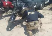 Homem de 43 anos é preso com moto roubada na BR-393, em Barra do Piraí