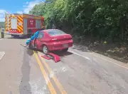 Idoso de 78 anos morre e quatro pessoas ficam feridas em acidente com três veículos na SC-480 em Galvão