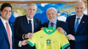 Lula reúne-se com Ancelotti, Infantino e Fufuca no Planalto para discutir Copa do Mundo Feminina 2027