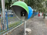 Orelhões começam a ser retirados no Brasil, marcando fim de uma era de comunicação