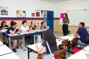 PE oferece 10 mil vagas gratuitas em cursos de inglês, espanhol, francês e alemão