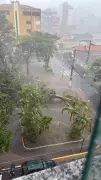 Temporal com ventania e granizo causa estragos e queda de energia em Pará de Minas