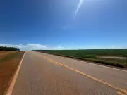 Tocantins: Produtores asfaltam estradas para escoar safra recorde de grãos