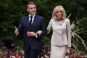 Tribunal de Paris condena 10 por assédio virtual contra Brigitte Macron