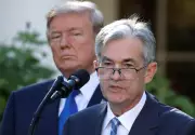 Trump adia decisão sobre Powell no Fed, mas descarta demissão imediata