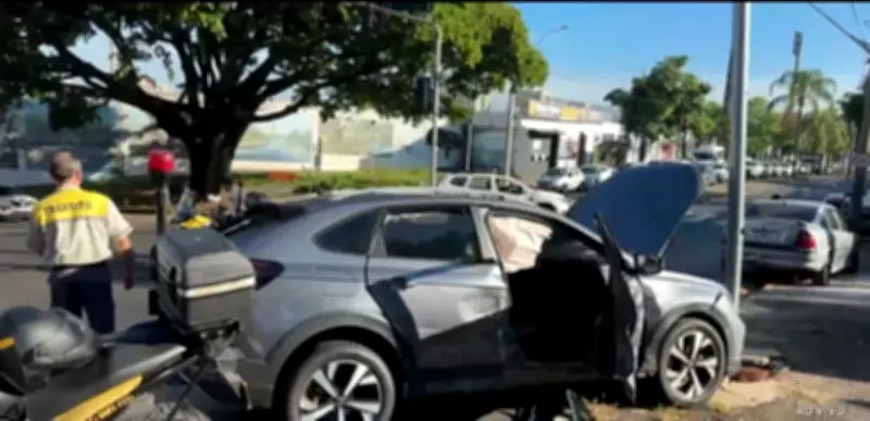 Acidente com quatro veículos causa congestionamento em cruzamento de Piracicaba