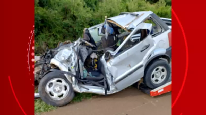 Acidente com três veículos na BR-277 em Candói mata três pessoas, incluindo mãe e filho