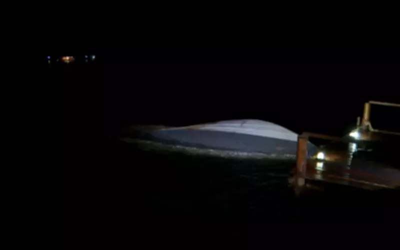 Acidente fatal no Rio Grande: Lancha com excesso de passageiros bate em píer sem iluminação