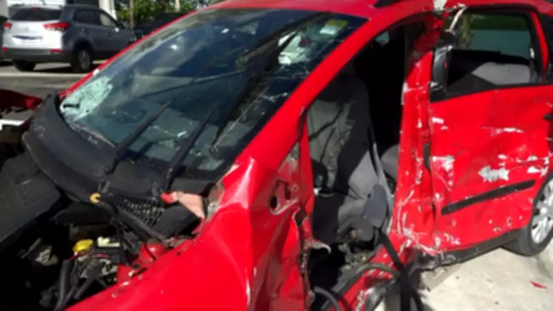 Acidente no Sambão do Povo em Vitória deixa cinco feridos, incluindo criança de 2 anos