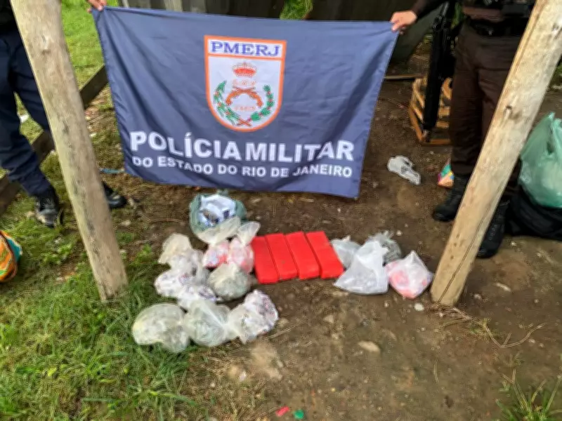 Adolescente de 14 anos é apreendido com mochila repleta de drogas em Resende