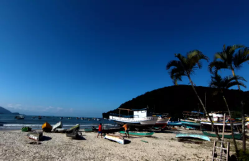 Adolescente de 15 anos morre afogado na Praia do Perequê em Guarujá, SP