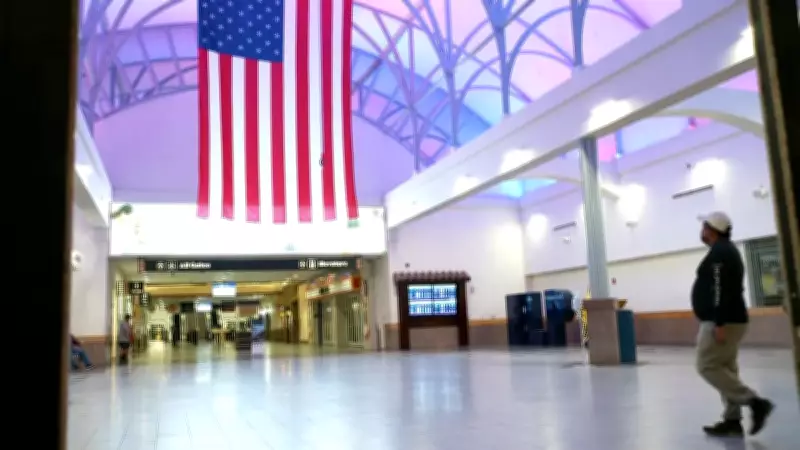 Aeroporto de El Paso reabre após suspensão por drones de cartéis mexicanos