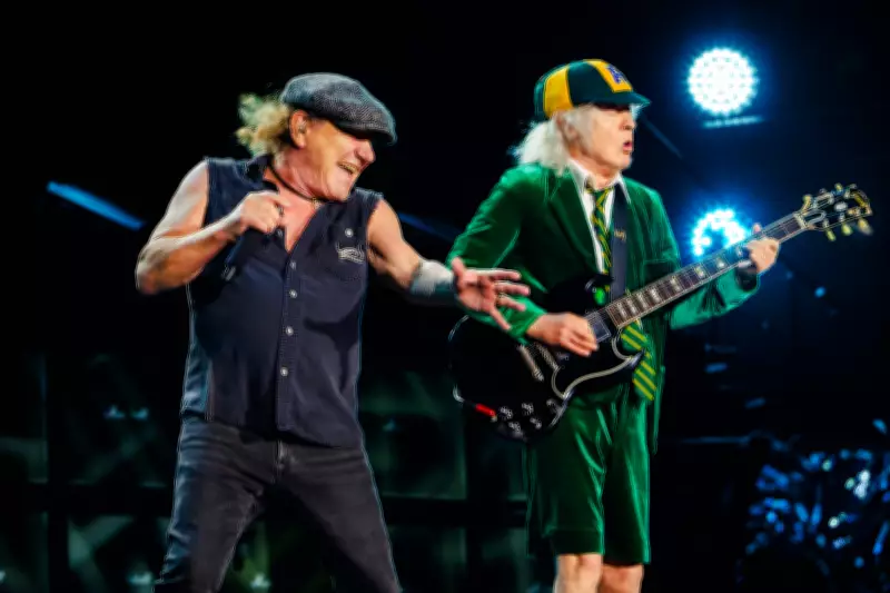 Agenda Cultural de São Paulo: AC/DC, Almodóvar e Experiências Sensoriais Marcam a Semana