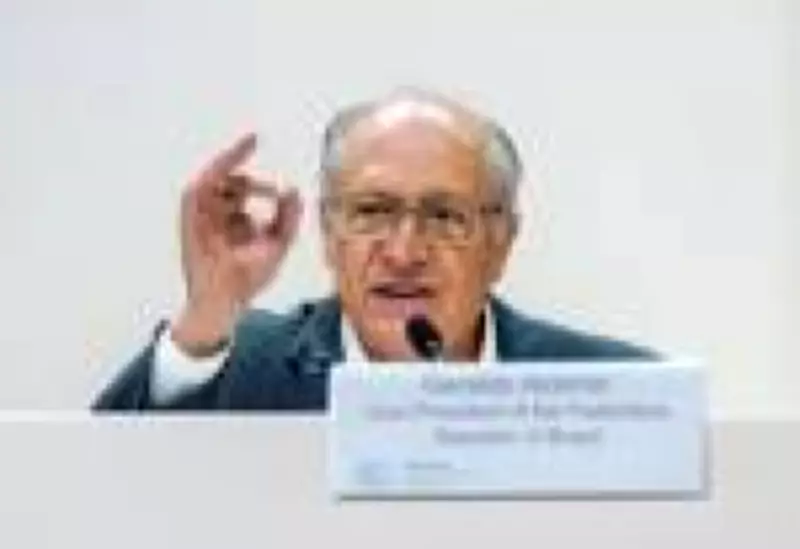 Alckmin critica juros altos e destaca sinalização do Copom para redução da Selic