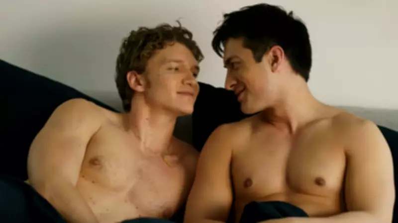 Além de 'Rivalidade Ardente': 5 Romances Gays Imperdíveis no Streaming