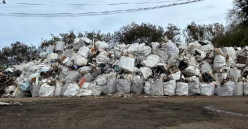 Ambipar multada em R$ 700 mil por acúmulo de lixo em Fernando de Noronha