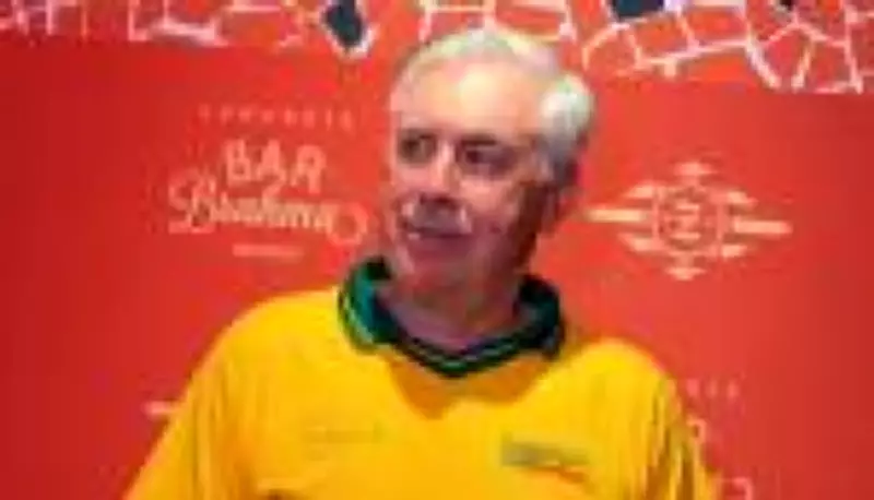 Ancelotti curte Carnaval em Salvador enquanto pedido sobre Neymar viraliza