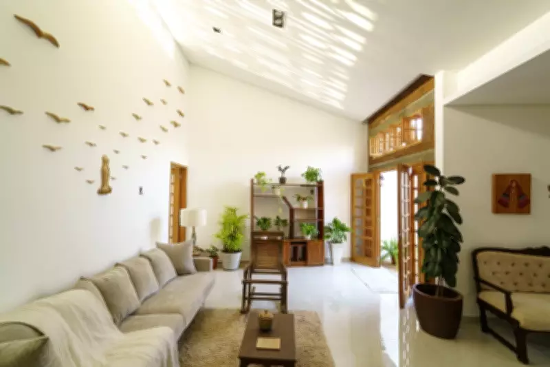 Arquiteto pernambucano vence prêmio mundial com reforma da casa da mãe em Feira Nova