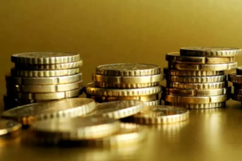 Ata do Copom e produção industrial influenciam Ibovespa em dia de cautela