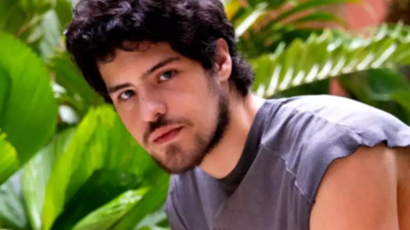 Ator de novela precisa se explicar nas redes: 'Aquele cara não sou eu'