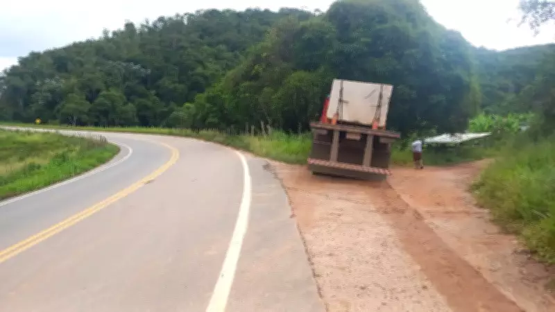 Atropelamento na MGC-259 em Governador Valadares: uma mulher morre e outra fica gravemente ferida