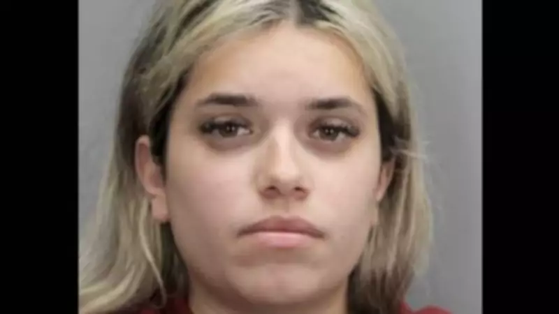 Babá brasileira condenada a 10 anos nos EUA por participação em duplo homicídio