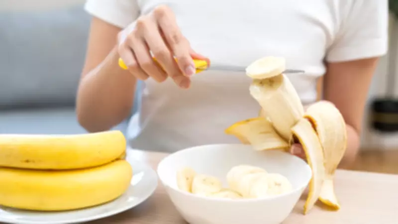 Bananas e pressão arterial: especialistas revelam como a fruta influencia a saúde cardiovascular