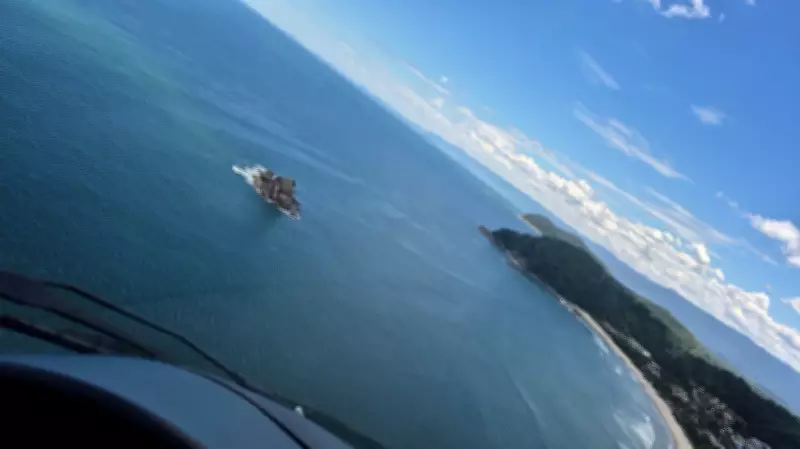 Bombeiros entram no quinto dia de buscas por adolescente desaparecido em praia de São Sebastião