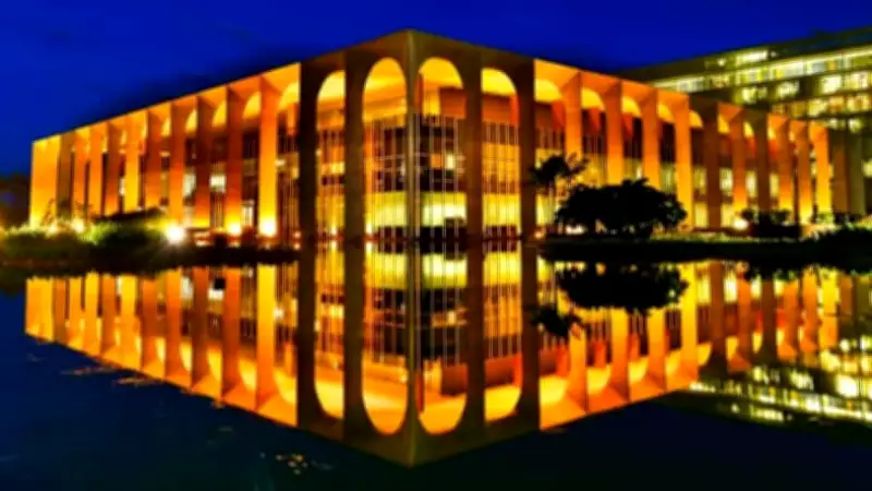 Brasil Condena Ataques dos EUA e Israel ao Irã e Defende Negociação Diplomática