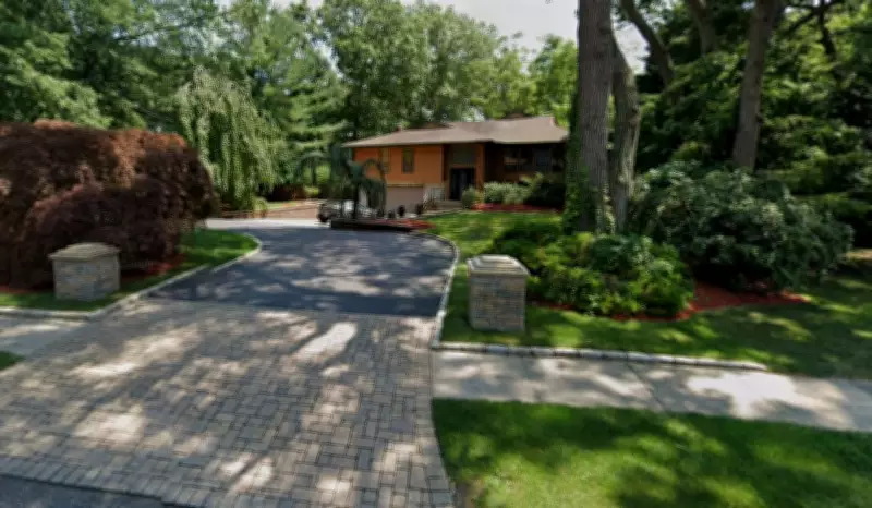 Brasileiro mata ex-mulher a facadas e se esfaqueia em casa nos EUA, adolescente também é atacado