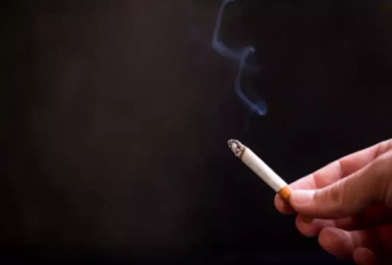 Briga por cigarro leva a agressão contra criança e ameaça com faca em Governador Valadares