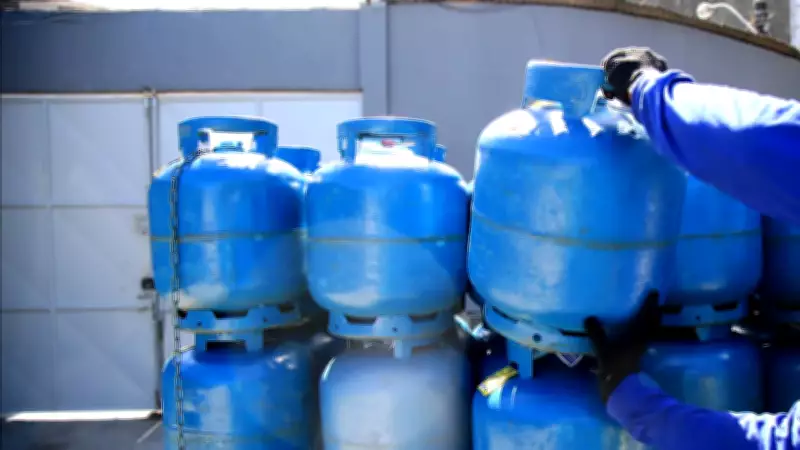 Caixa inicia terceira etapa do vale-recarga de gás para 4,5 milhões de famílias