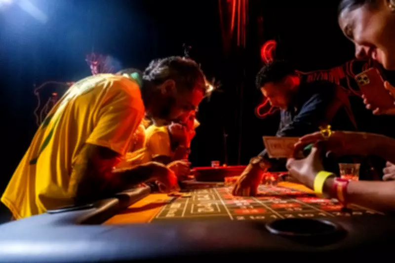 Camarote de luxo no Anhembi oferece cassino e massagem durante desfiles do Carnaval