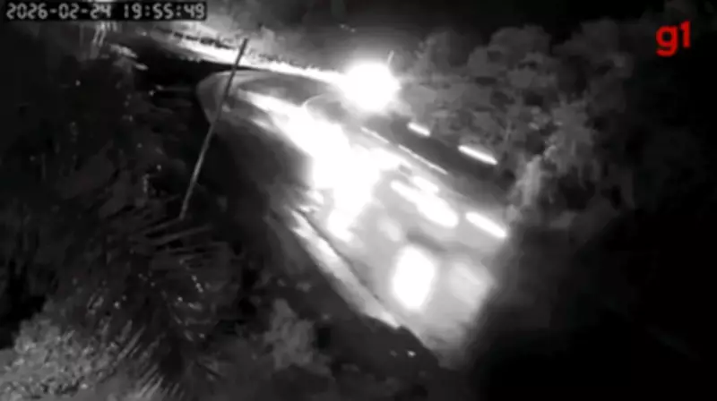 Caminhoneiro de 27 anos morre em colisão entre carretas na BR-116 em MG durante chuva