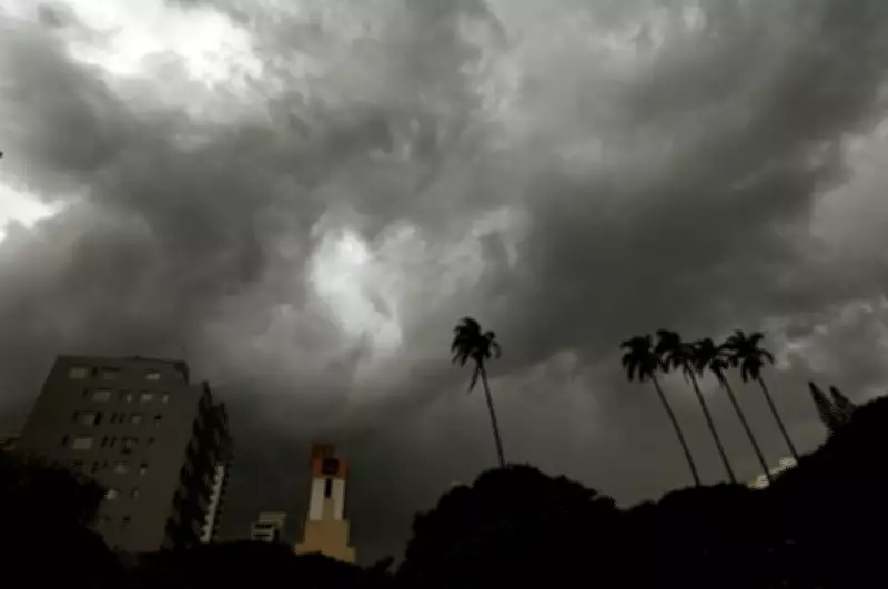 Campinas em alerta de perigo para chuvas intensas com risco de granizo e ventos fortes