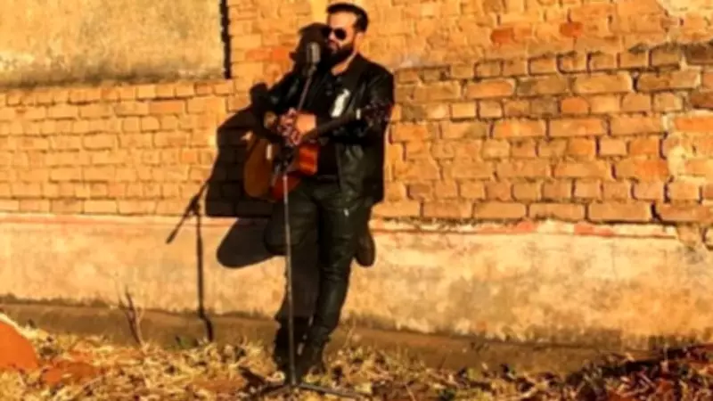 Cantor sertanejo Rangel Cigano faz pouso de emergência com avião em MG e relata susto