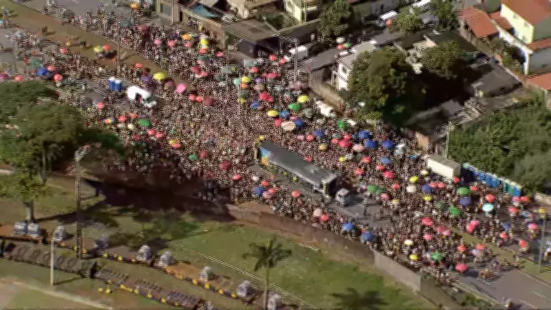 Carnaval 2026 em BH: Prefeitura Anuncia Programação Oficial com Novos Blocos e Segurança Reforçada