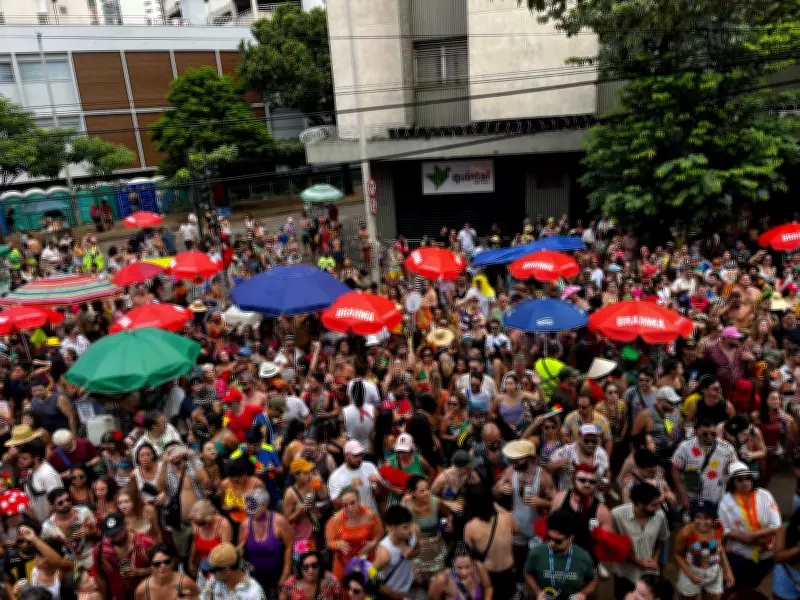 Carnaval 2026 em BH: Prefeitura credencia mais de 11 mil ambulantes com aumento de 12%