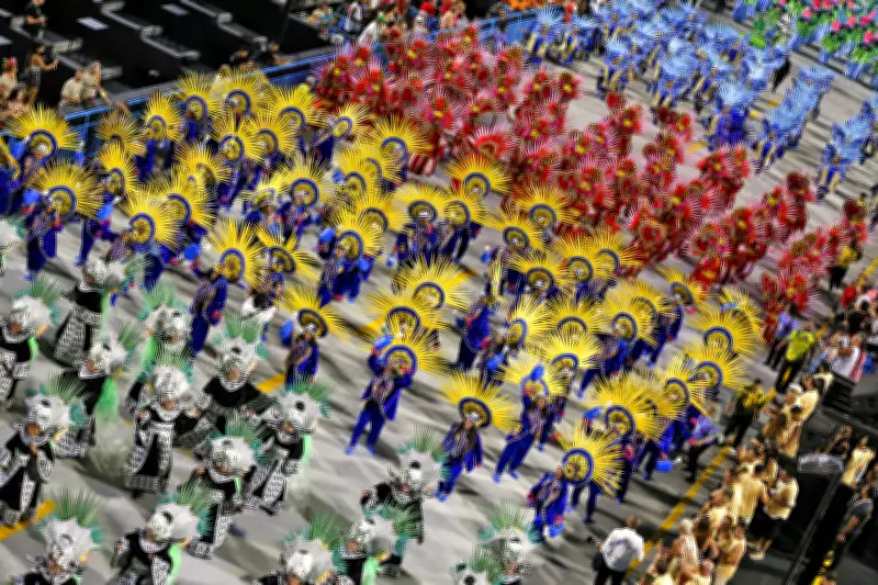 Carnaval Carioca: Série Ouro encerra com oito escolas e disputa acirrada pelo Grupo Especial